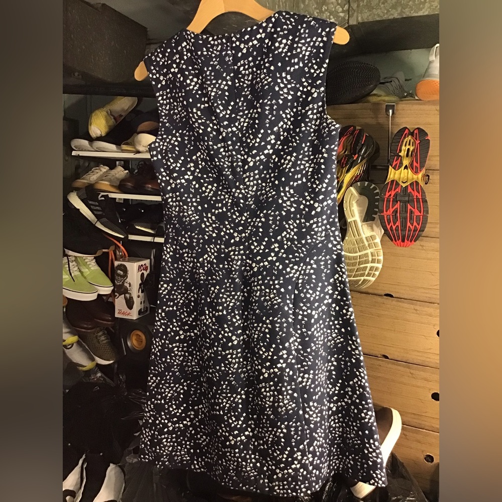 Beautiful PESERICO DRESSES - Picture 12 of 16